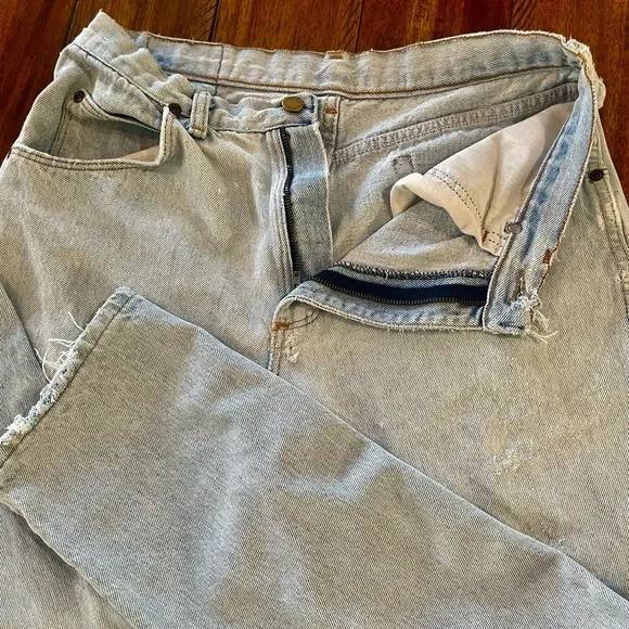 Vintage Wrangler light wash blue denim jeans high waisted rise sz 29 waist - Picture 2 of 16